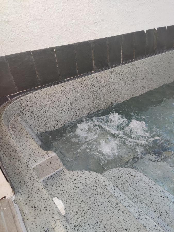 Bali Con Jacuzzi Climatizado Y Piscina Climatizada Con Jacuzzi Villa