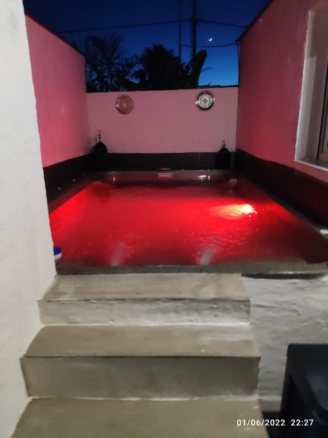 Bali Con Jacuzzi Climatizado Y Piscina Climatizada Con Jacuzzi Villa Chiclana de la Frontera